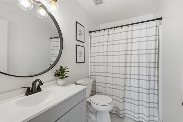 1701 Portway Ct, Spring Hill, TN 37174