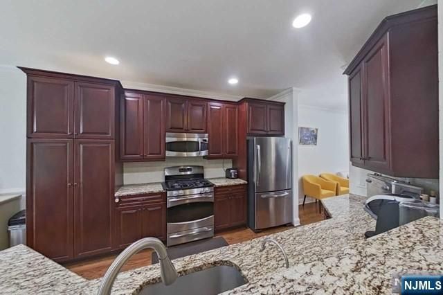 1903 Whitney Lane, Allendale, NJ 07401