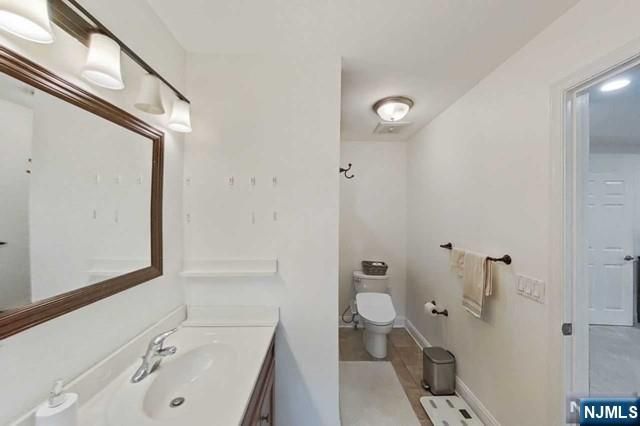 1903 Whitney Lane, Allendale, NJ 07401