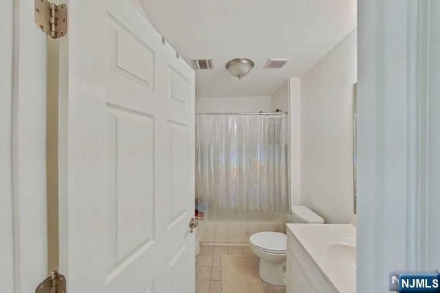 1903 Whitney Lane, Allendale, NJ 07401