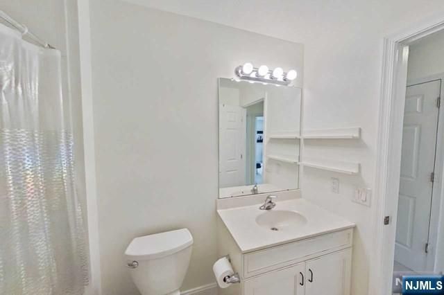 1903 Whitney Lane, Allendale, NJ 07401