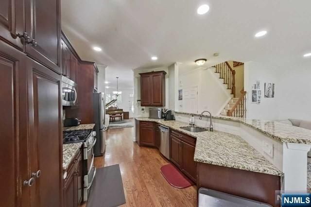 1903 Whitney Lane, Allendale, NJ 07401