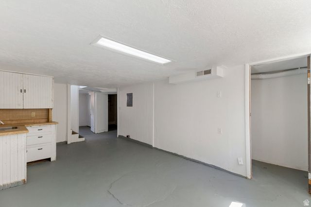 2979 JACKSON AVE, Ogden, UT 84403