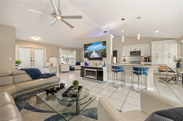 842 SW 47th ST, Cape Coral, FL 33914