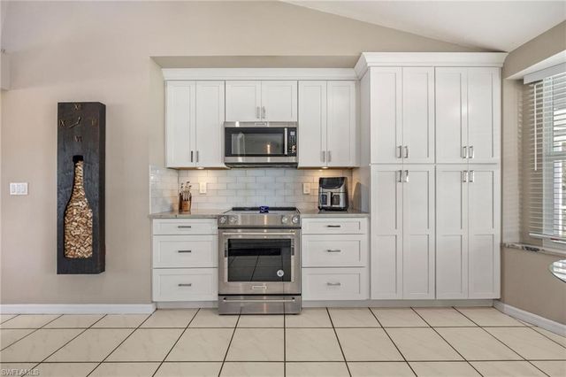 842 SW 47th ST, Cape Coral, FL 33914