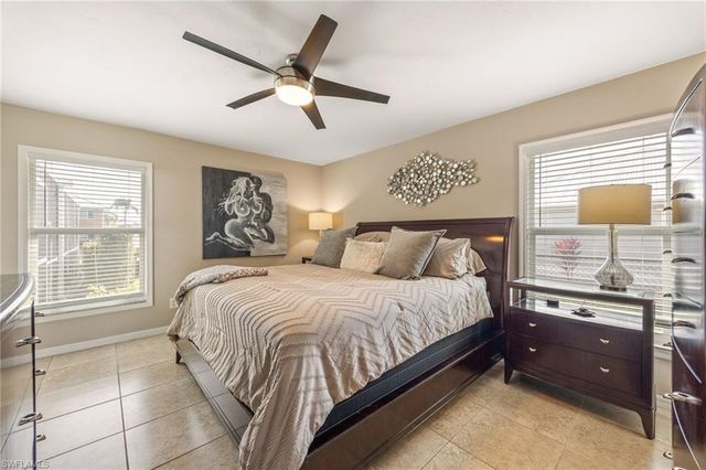 842 SW 47th ST, Cape Coral, FL 33914