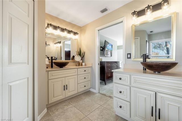 842 SW 47th ST, Cape Coral, FL 33914