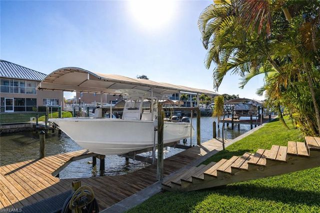 842 SW 47th ST, Cape Coral, FL 33914