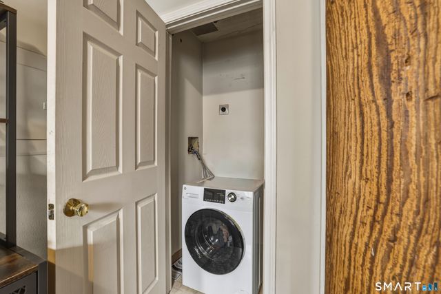 16 Vernon Avenue APT 34, Vernon, CT 06066