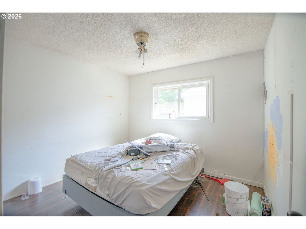 Image 14 of property listing at 1404 Se VILLARD St, Mc Minnville, OR 97128