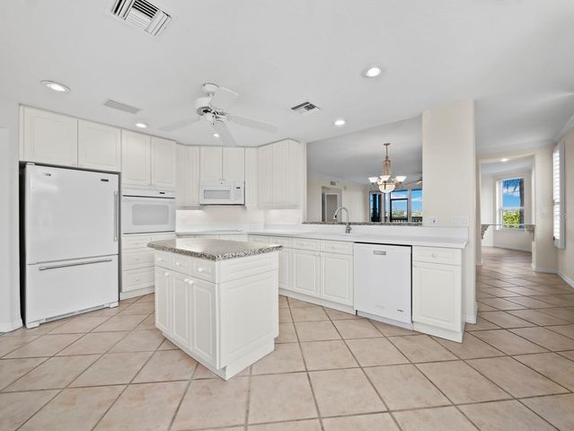 5430 EAGLES POINT CIRCLE 105, Sarasota, FL 34231