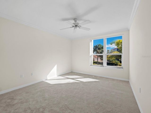 5430 EAGLES POINT CIRCLE 105, Sarasota, FL 34231