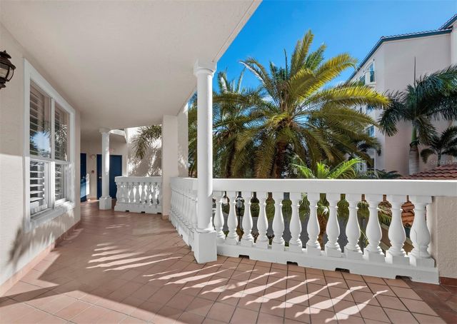 5430 EAGLES POINT CIRCLE 105, Sarasota, FL 34231