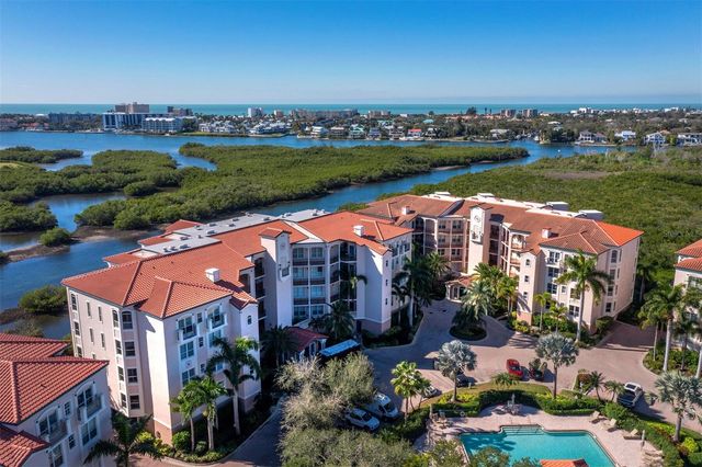 5430 EAGLES POINT CIRCLE 105, Sarasota, FL 34231