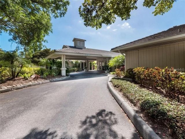 5430 EAGLES POINT CIRCLE 105, Sarasota, FL 34231