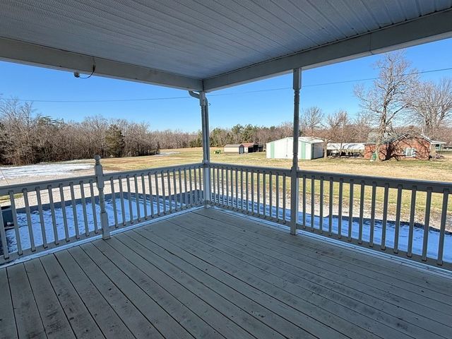 7535 Madisonville Rd, Hopkinsville, KY 42240