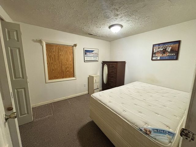 7535 Madisonville Rd, Hopkinsville, KY 42240