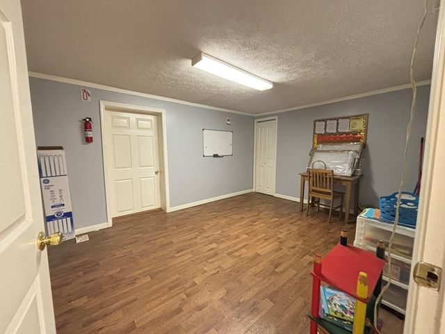 7535 Madisonville Rd, Hopkinsville, KY 42240