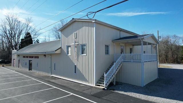 7535 Madisonville Rd, Hopkinsville, KY 42240