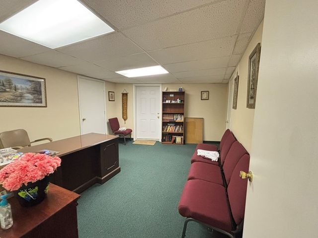 7535 Madisonville Rd, Hopkinsville, KY 42240