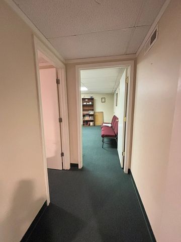 7535 Madisonville Rd, Hopkinsville, KY 42240