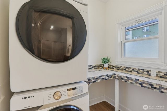 1211 S J Street, Tacoma, WA 98405