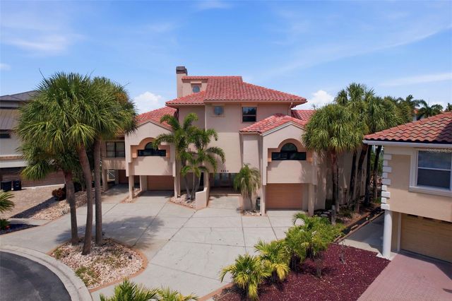 2869 SEABREEZE DRIVE S, Gulfport, FL 33707