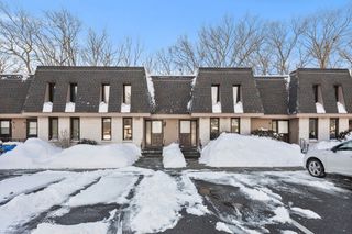 16 Grove Sq 16, Randolph, MA 02368