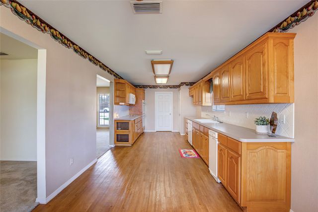 4804 Edgewater Drive, Rowlett, TX 75088