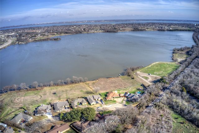 4804 Edgewater Drive, Rowlett, TX 75088