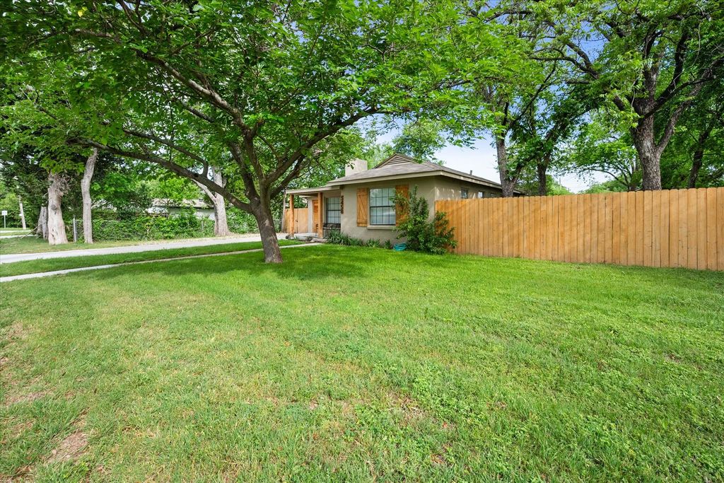 3458 Suffolk Drive, Fort Worth, TX 76109 — photo 5