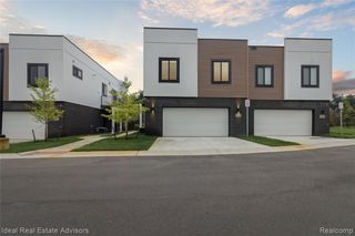 8120 Allor Landing, Brighton, MI 48114