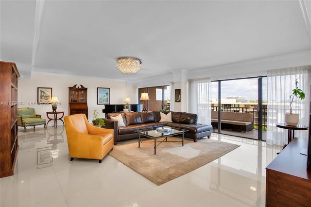 1800 NE 114th St 711, Miami, FL 33181