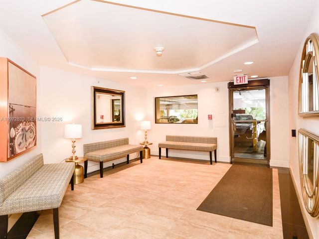 1800 NE 114th St 711, Miami, FL 33181