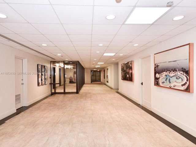 1800 NE 114th St 711, Miami, FL 33181