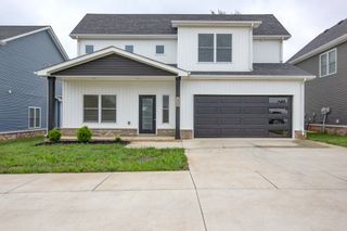 2505 Ashland City Rd, Clarksville, TN 37043