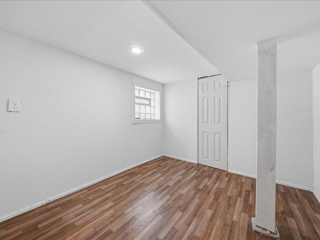 10560 S Edbrooke Avenue, Chicago, IL 60628