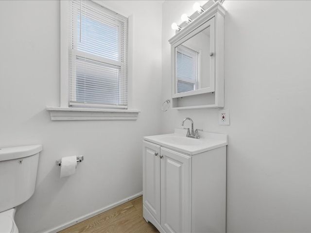10560 S Edbrooke Avenue, Chicago, IL 60628