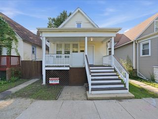 10560 S Edbrooke Avenue, Chicago, IL 60628
