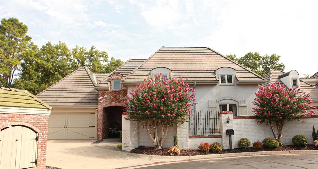 2119 E 48th Place, Tulsa, OK 74105