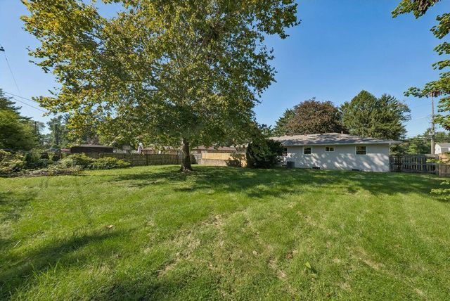 1000 McNaughten Road, Columbus, OH 43213