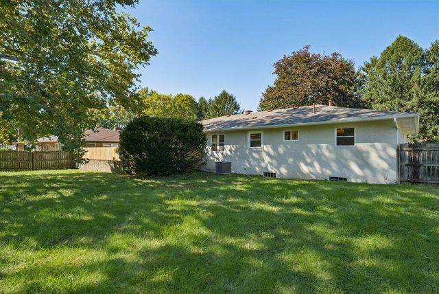 1000 McNaughten Road, Columbus, OH 43213