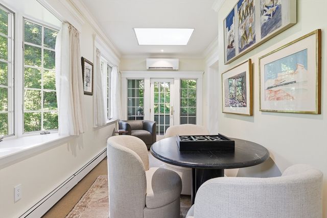 6 Oakmount Circle, Lexington, MA 02420