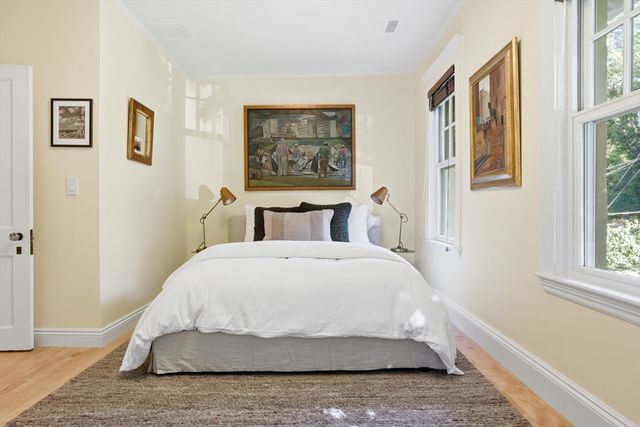 6 Oakmount Circle, Lexington, MA 02420