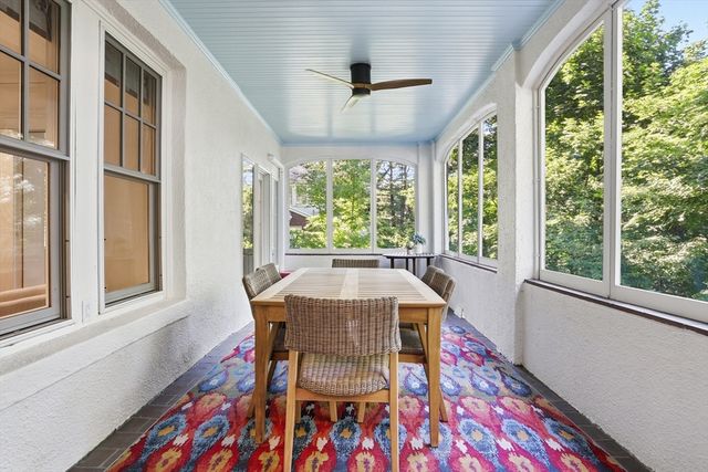 6 Oakmount Circle, Lexington, MA 02420