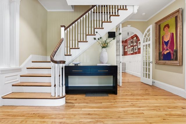 6 Oakmount Circle, Lexington, MA 02420