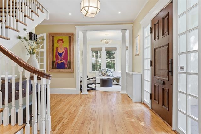 6 Oakmount Circle, Lexington, MA 02420