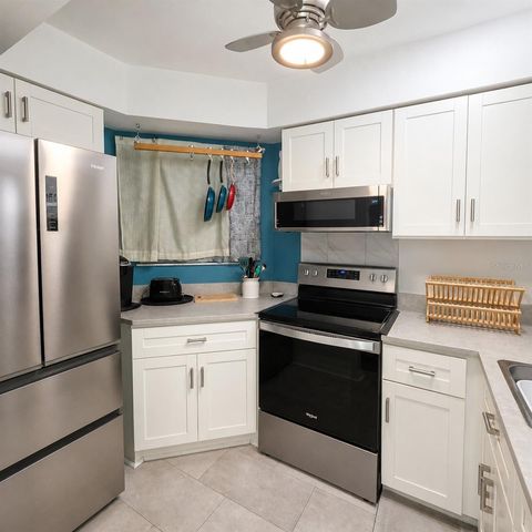 6931 STONES THROW CIRCLE N 5208, St Petersburg, FL 33710