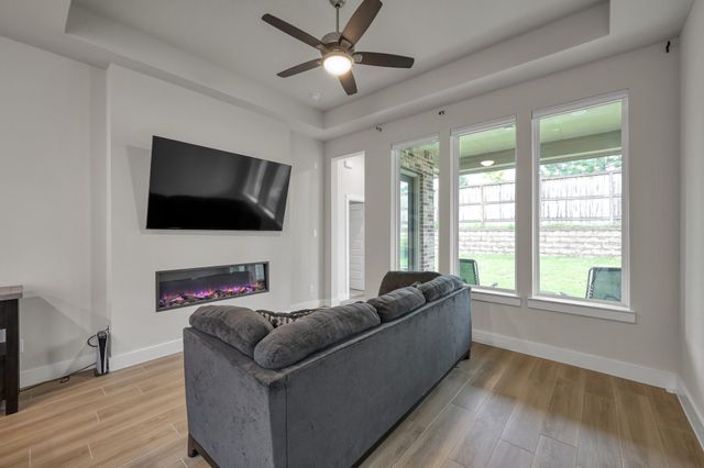 363 Mallorn Lane, Montgomery, TX 77316