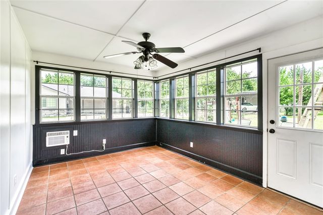 710 Inwood Drive, Bryan, TX 77802
